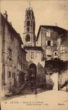 CPA Le Puy en Velay Montee de la cathedrale