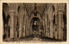 CPA Riom Interieur de l'eglise St Amable