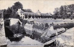 Chenonceaux CPA Le chateau Le port