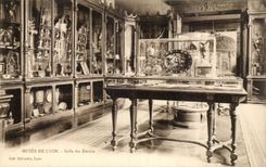 CPA Museum of Lyon Room of enamels