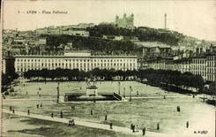 CPA Lyon Places Bellecour