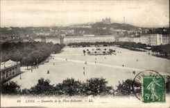 CPA Lyon Together of the Bellecour place