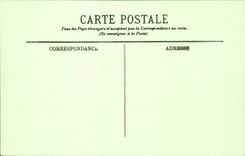 CPA Langeais Le chateau La facade interieure de l'eglise