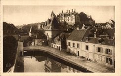 Loaches CPA the royal castle and carries cordeliers