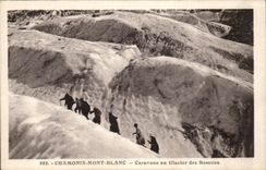 CPA Chamonix Mont Blanc Caravane au glacier des Bossons