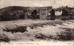 CPA Epinal the Moselle by large water