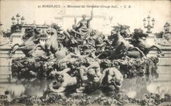 CPA Bordeaux Monument of the Of Gironde ones