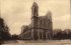 Paris Eglise Saint Francois Xavier 
