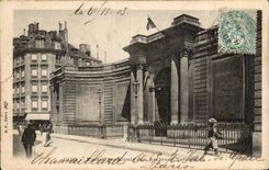 CPA Paris Main entrance of the Public records