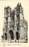 CPA Amiens the cathedral (frontage)