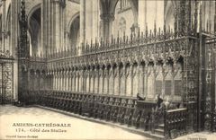 CPA Amiens the cathedral Dimensions stalls