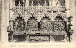 CPA Amiens View Translation of the relics of St Firmin St Salvo