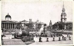 CPA Great Britain London london St Martin in the fields Trafalgar public garden