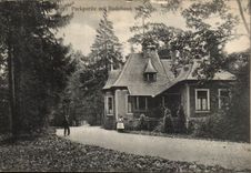 CPA Parkpartie mit Badehaus