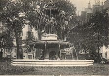 Paris - 8 - Louvois Public garden - the Fountain - CPA