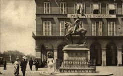 Paris - 1 - Pastilles Chausson - Statue de Jeanne d'Arc - CPA 
