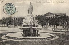 Nimes - der Pardier Brunnen - Ort von Esplanade CPA