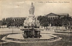 Nimes - der Pardier Brunnen - Ort von Esplanade CPA