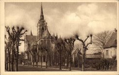 CPA Evreux Apse of the cathedral and garden of the eveche