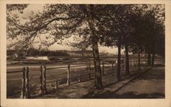 CPA Vichy Le pont sur L'Allier