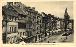 Lisieux - alte Frauen Hauser - Platz Victor Hugo - CPA