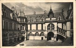 Pierrefonds - Schloss - das Herz der Ehre - CPA