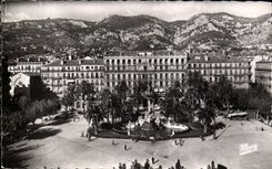 CPSM Toulon Places freedom