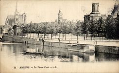 CPA Amiens the old port