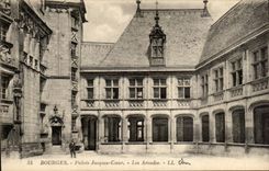 CPA Bourges Palate Jacques Heart arcades