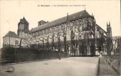 CPA Bourges the cathedral seen side south
