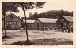 CPA Camp of Auvours Machine-guns in front of the Militaria hutments