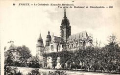 CPA Evreux Cathedral Seen from of the boulevard of Chambaudoin