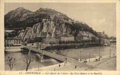 CPA Grenoble Quays of Isere the strong Plane and the Bastille