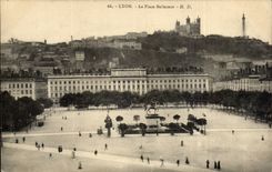 CPA Lyon Places Bellecour