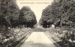 CPA Trawl-nets on the Marne Garden of the prefecture