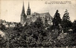 Chartres CPa Seen from of the Guillaume door