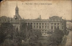 CPA Toulouse Donjon et jardin du capitole