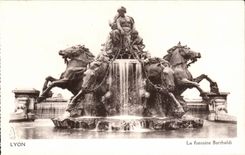 Lyon CPA the Bartholdi fountain