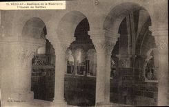 CPA Vezelay Basilica of the Madeleine Platforms of Narthex