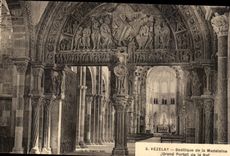 CPA Vezelay Basilica of the Madeleine Large gate of the nave