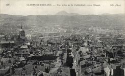 CPA Clermont Ferrand Seen from of the cathedral towards the west