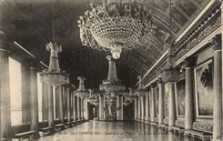 CPA Gaumen von InnenCompiegne des Gaumens die Dorfhalle