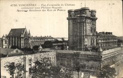 CPA Vincennes Overall picture of the castle starts under Philippe Auguste