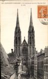 CPA Clermont Ferrand the cathedral seen of the street of the Fats