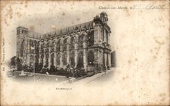 CPA Trawl-nets on the Marne the cathedral