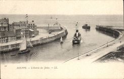CPA Dieppe Entering of the piers