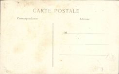 CPA Interior Soissons of the cathedral after the last bombardment