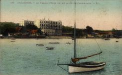 Arcachon CPA Le grand hotel vu de la jetee promenade