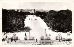 Montpellier CPA Le Peyrou pris de l'arc de triomphe