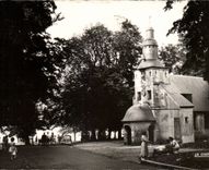 CPA Honfleur La chapelle de Nd de Grace au sommet de la cote de Grace